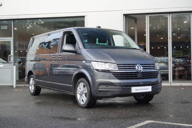 Volkswagen Transporter Shuttle 2.0 T32 TDI 150PS Minibus DSG SE LWB MPV Diesel Indium Grey