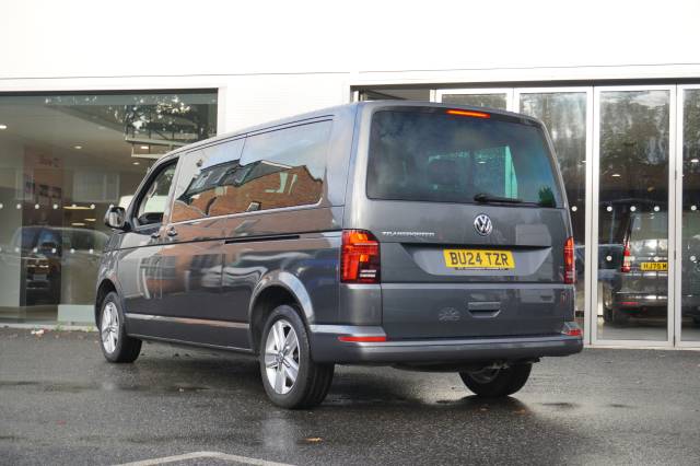 2024 Volkswagen Transporter Shuttle 2.0 T32 TDI 150PS Minibus DSG SE LWB