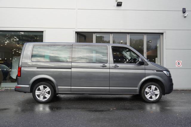 2024 Volkswagen Transporter Shuttle 2.0 T32 TDI 150PS Minibus DSG SE LWB