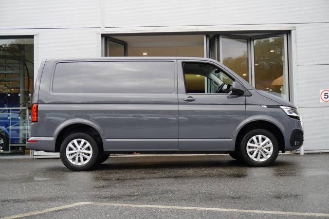 2024 Volkswagen Transporter 2.0 T28 TDI 110 Van Highline SWB