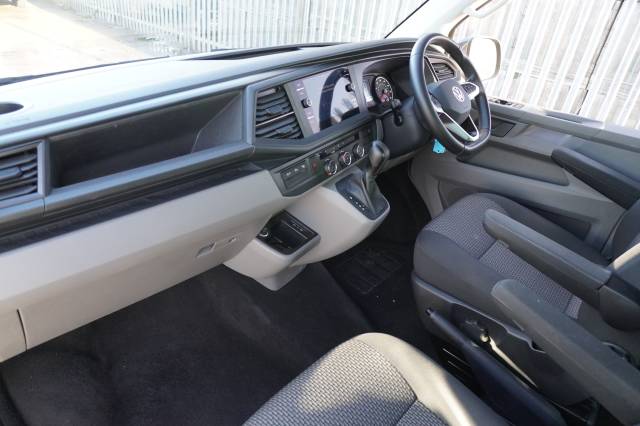 2024 Volkswagen Transporter 2.0 T30 TDI 150 Kombi Van DSG Highline SWB