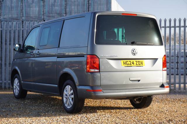 2024 Volkswagen Transporter 2.0 T30 TDI 150 Kombi Van DSG Highline SWB