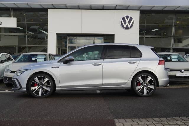 2024 Volkswagen Golf 2.0 TDI 200 DSG GTD