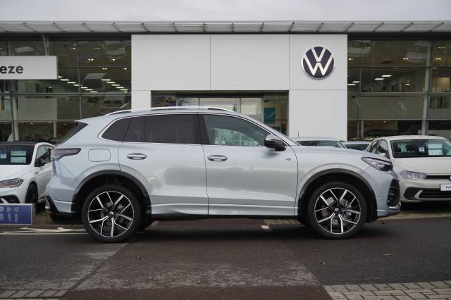 2025 Volkswagen Tiguan 1.5 TSI eHybrid DSG R-Line