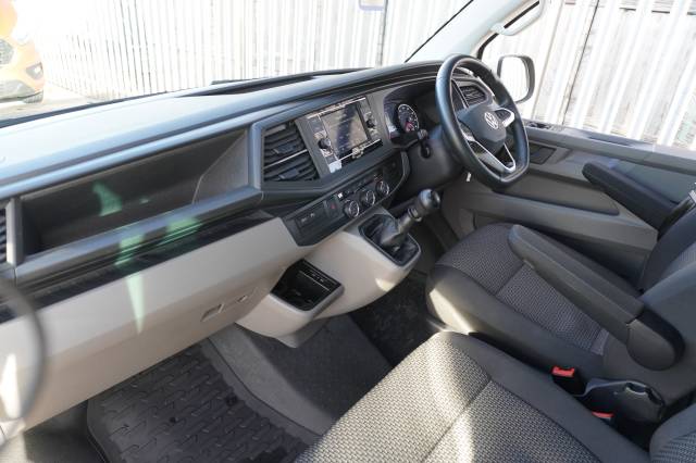 2024 Volkswagen Transporter 2.0 T30 TDI 150 Kombi Van Highline SWB