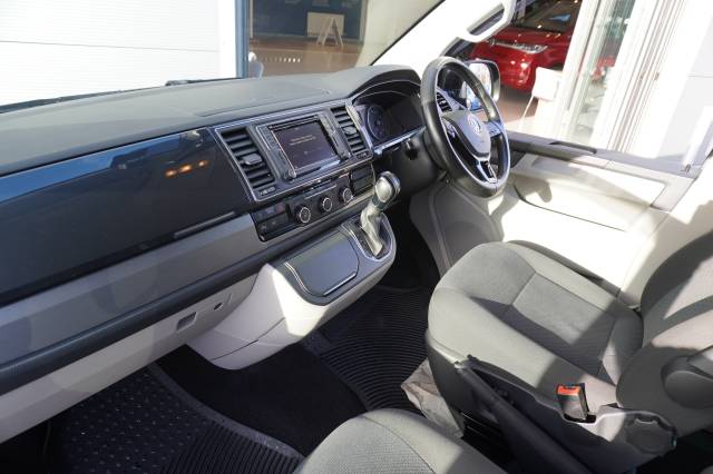 2018 Volkswagen Transporter 2.0 T32 BiTDI BMT 204 Kombi Van DSG Highline SWB