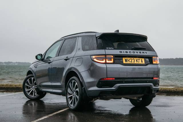 2023 Land Rover Discovery Sport 1.5 P300e R-Dynamic HSE SWB