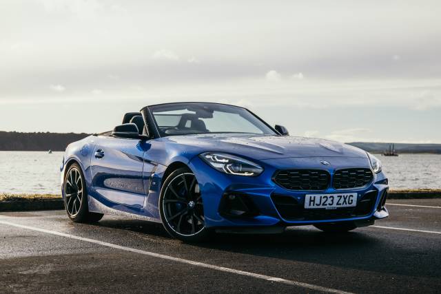 BMW Z4 3.0 sDrive M40i Convertible Petrol Portimao blue