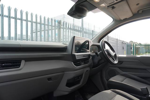 2025 Volkswagen Transporter 2.0 T32 TDI 150 Van Commerce Plus SWB