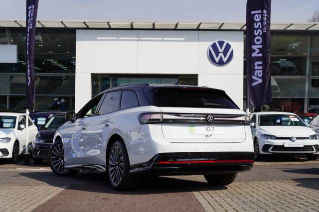 2026 Volkswagen Id.7 Tourer Pro S Match Plus 86kWh 286 PS 1-Speed Automatic 5 Door