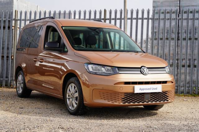 Volkswagen Caddy 1.5 TSI DSG Life SWB MPV Petrol Copper Bronze