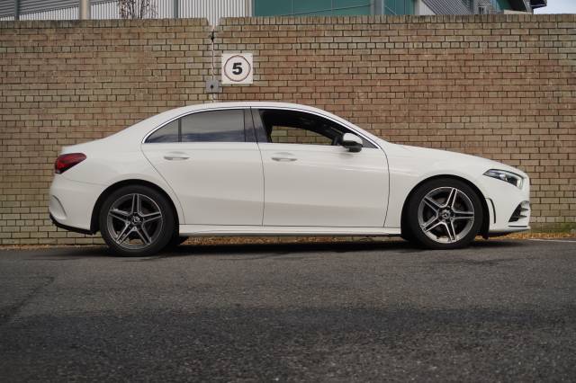 0 Mercedes-Benz A Class 2.0 A200d AMG Line