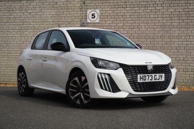 PEUGEOT 208        
    
    PureTech Active - 0 (73)