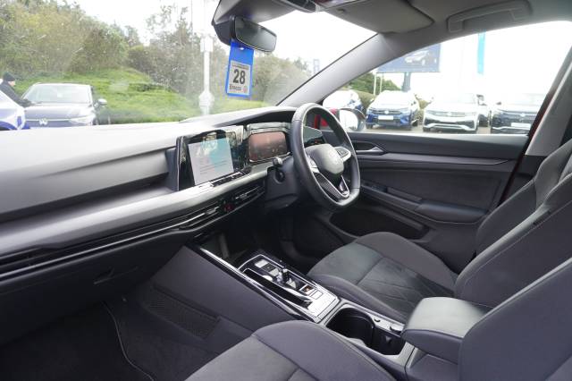 2024 Volkswagen Golf 2.0 TDI 150 DSG Style