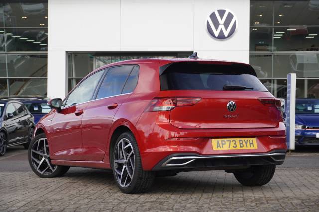 2024 Volkswagen Golf 2.0 TDI 150 DSG Style