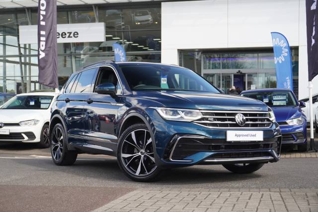 Volkswagen Tiguan 1.5 TSI 150 DSG R-Line Estate Petrol Nightshade Blue