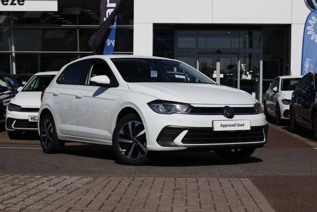 Volkswagen Polo 1.0 TSI DSG Match Hatchback Petrol Pure white