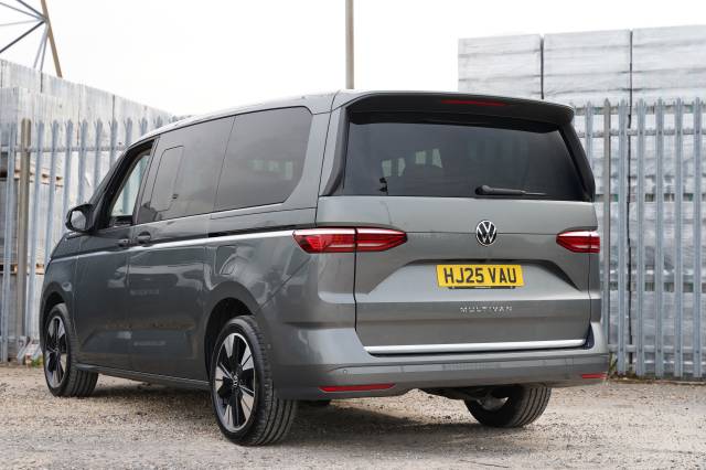 2025 Volkswagen Multivan 2.0 TDI LWB DSG Style