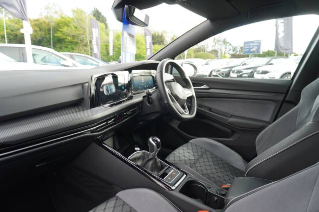 2023 Volkswagen Golf 1.5 TSI 150 R-Line