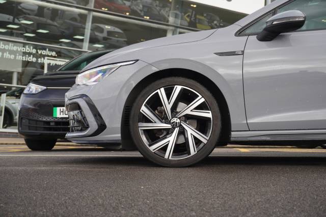 2023 Volkswagen Golf 1.5 TSI 150 R-Line