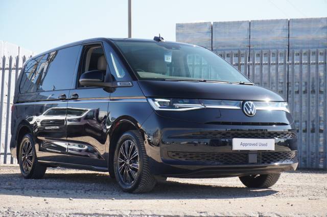 Volkswagen Multivan 2.0 TSI LWB DSG Style MPV Petrol Deep Black