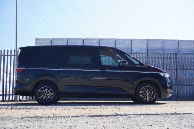 2025 Volkswagen Multivan 2.0 TSI LWB DSG Style