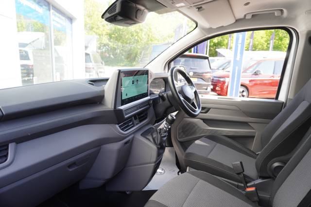 2025 Volkswagen Transporter 2.0 T28 TDI 110 Van Commerce Plus SWB