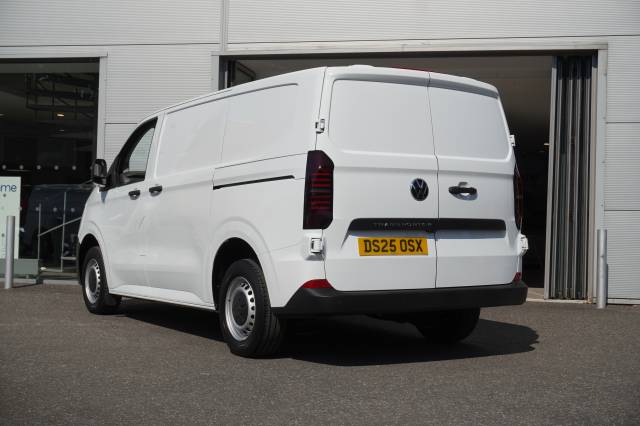 2025 Volkswagen Transporter 2.0 T28 TDI 110 Van Commerce Plus SWB