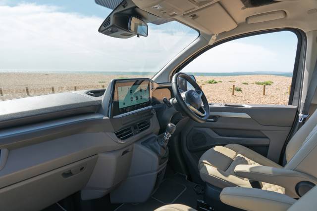 2025 Volkswagen Transporter 2.0 T28 TDI 110 Van Commerce Pro SWB