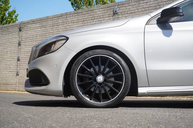 Mercedes-Benz A Class 1.6 A200 Premium Plus AMG Line