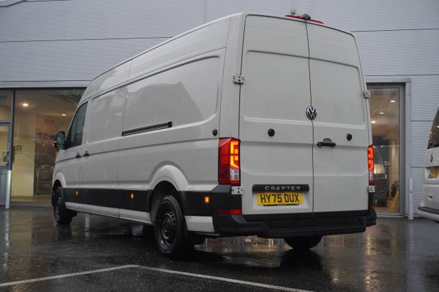 Volkswagen Crafter 2.0 CR35 TDI 177PS High Roof Van Commerce Plus LWB