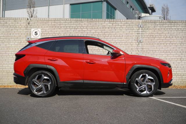 0 Hyundai TUCSON 1.6 TGDi Plug-in Hybrid Premium