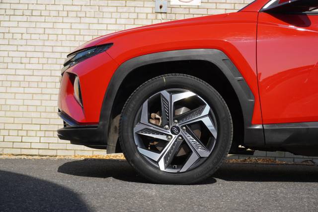 0 Hyundai TUCSON 1.6 TGDi Plug-in Hybrid Premium