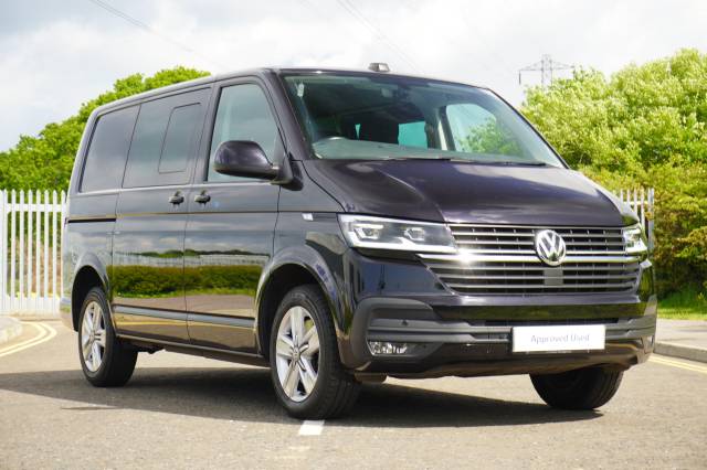 Volkswagen Transporter 2.0 T32 TDI 150 Kombi Van DSG Highline SWB Window Van Diesel Deep Black