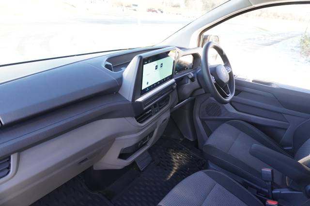 Volkswagen Transporter 2.0 T32 TDI 150 Van Commerce SWB