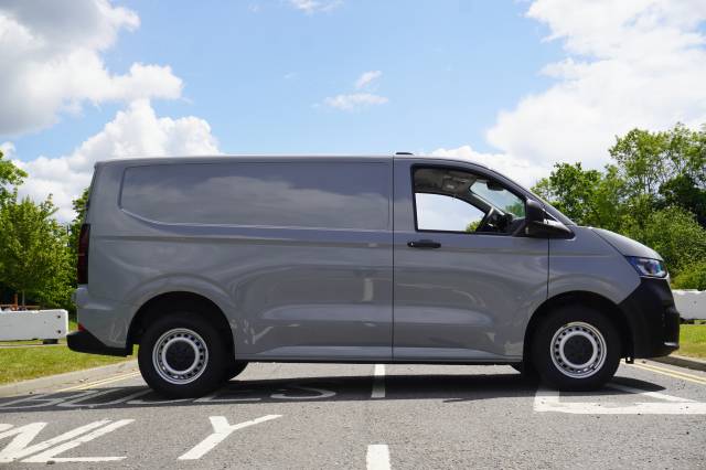 Volkswagen Transporter 2.0 T32 TDI 150 Van Commerce SWB