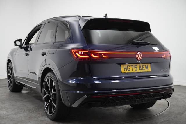 2025 Volkswagen Touareg 3.0 V6 TSI eHybrid 4Motion Tip R