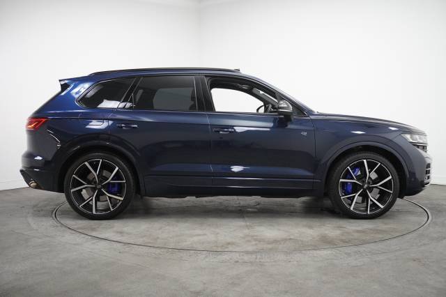 2025 Volkswagen Touareg 3.0 V6 TSI eHybrid 4Motion Tip R