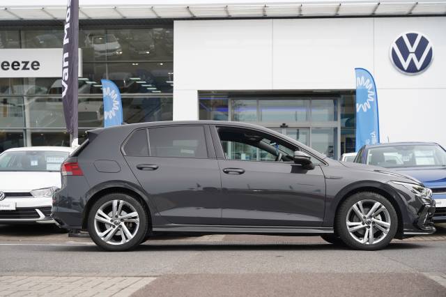 2024 Volkswagen Golf 1.5 eTSI 150 DSG R-Line
