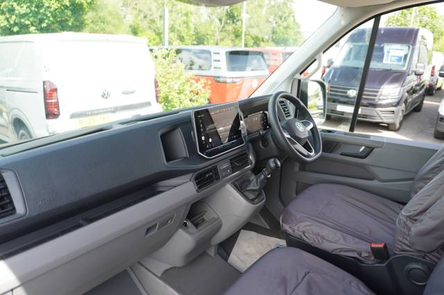 Volkswagen Crafter 2.0 CR35 TDI 140PS High Roof Van Commerce Plus MWB