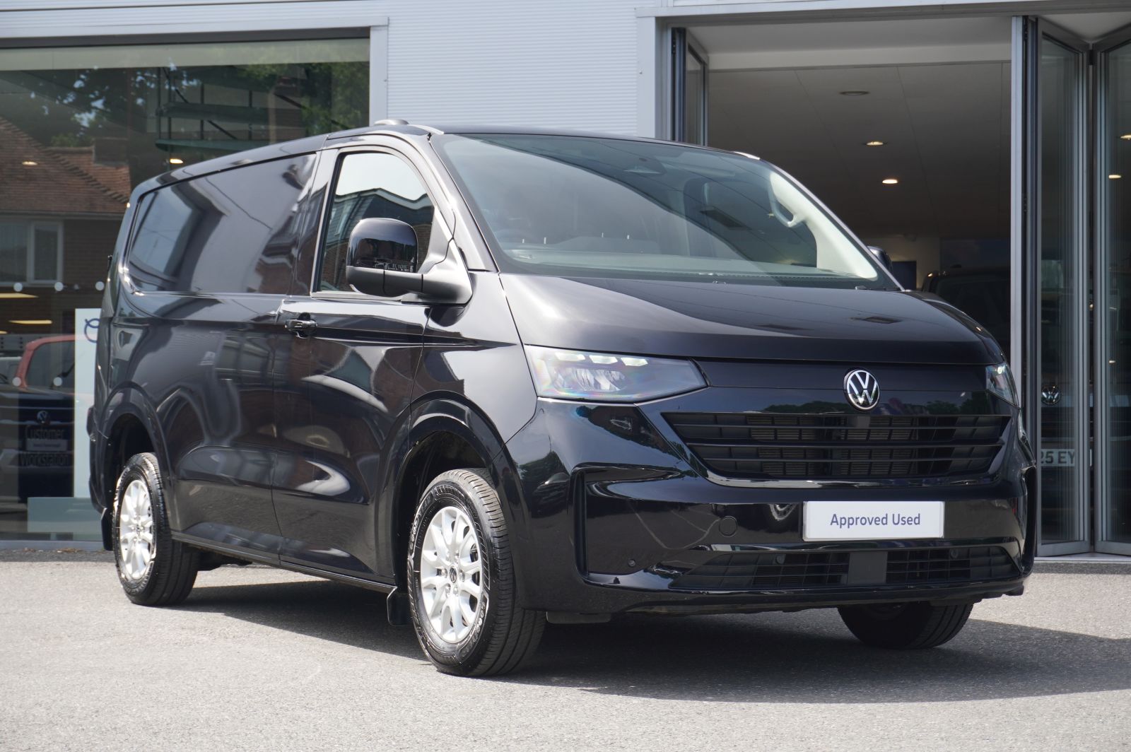 2025 Volkswagen Transporter