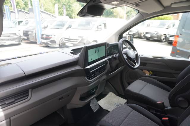 2025 Volkswagen Transporter 2.0 T30 TDI 150 Van Commerce Pro SWB