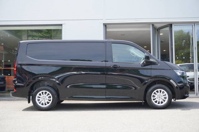 2025 Volkswagen Transporter 2.0 T30 TDI 150 Van Commerce Pro SWB