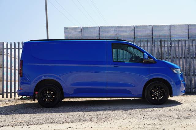 2025 Volkswagen Transporter 2.0 T32 TDI 170 Van Commerce Pro SWB