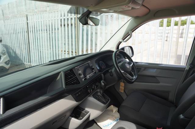 2024 Volkswagen Transporter 2.0 T32 TDI 150 Kombi Van DSG Highline SWB