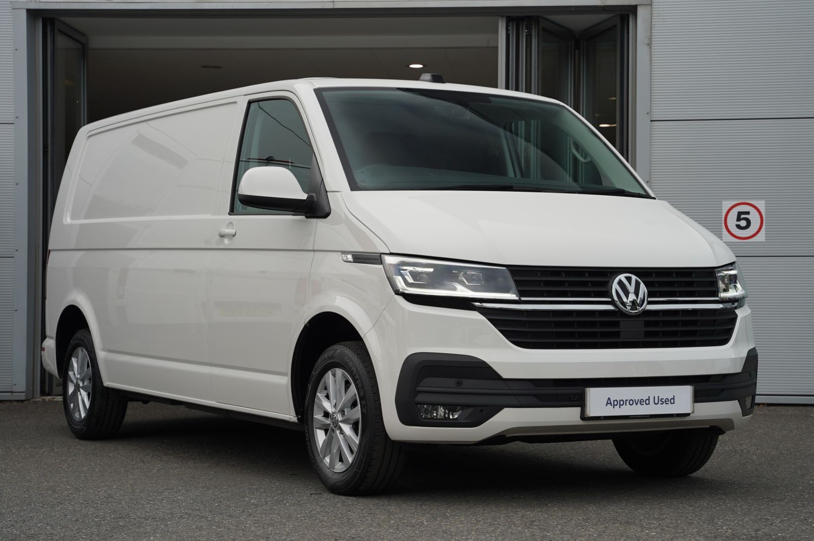 2024 Volkswagen Transporter