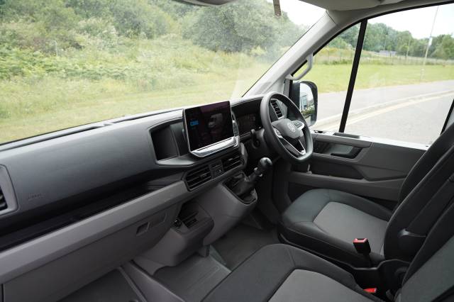 2025 Volkswagen Crafter 2.0 CR35 TDI 140PS High Roof Van Commerce Plus MWB