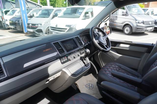 2018 Volkswagen Transporter 2.0 T32 BiTDI BMT 204 Kombi Van DSG Highline SWB