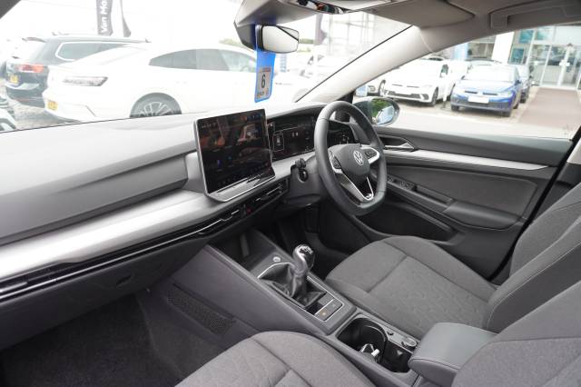 2025 Volkswagen Golf 1.5 TSI Match