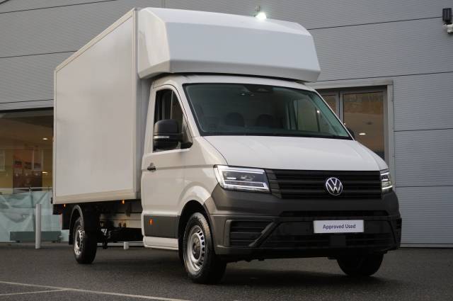 Volkswagen Crafter 2.0 CR35 TDI 140PS Commerce Bus ETG Luton Tail Lift Commerce Business LWB Van Diesel Candy white